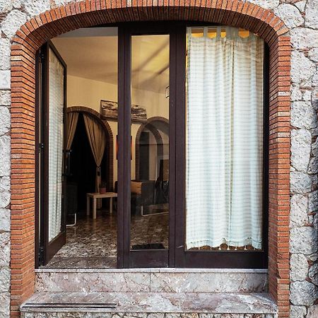 Casa Pirri Apartment Кастелмола Екстериор снимка