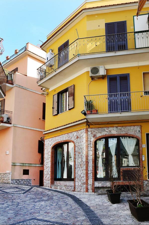 Casa Pirri Apartment Кастелмола Екстериор снимка