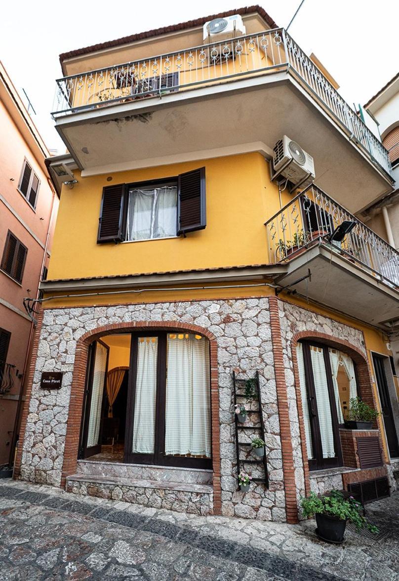 Casa Pirri Apartment Кастелмола Екстериор снимка